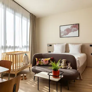 4* Aparthotel Yuna Montmartre -
